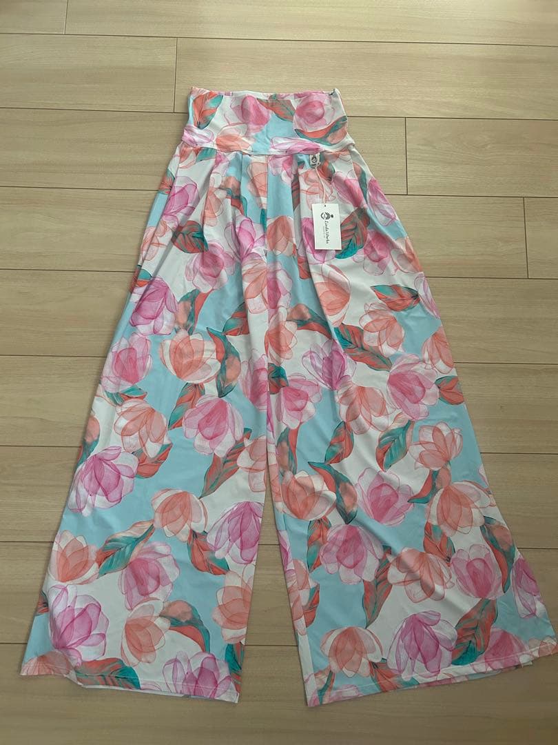 リンダワークス　アーヤパンツ　アネモネ　M 新品タグ付