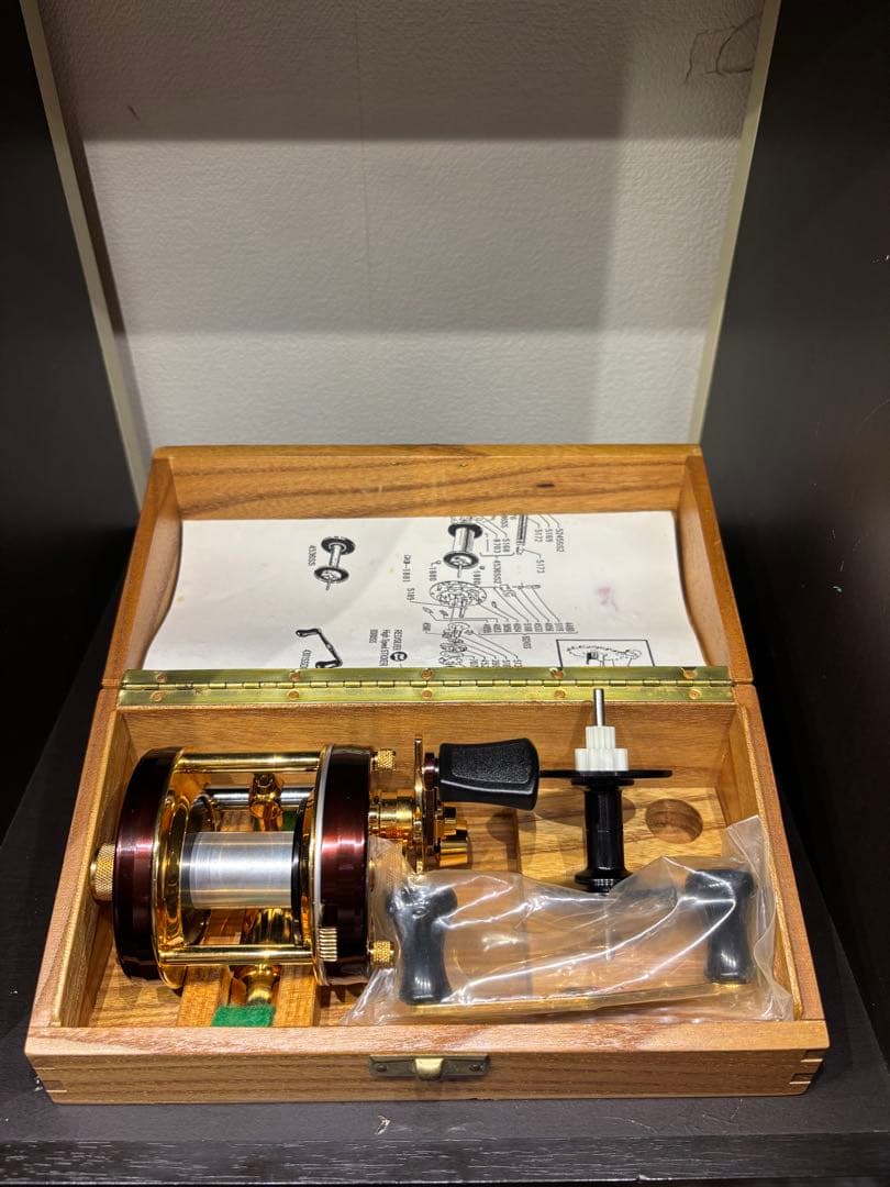 リール Abu Garcia Ambassadeur 5500DL BROWN