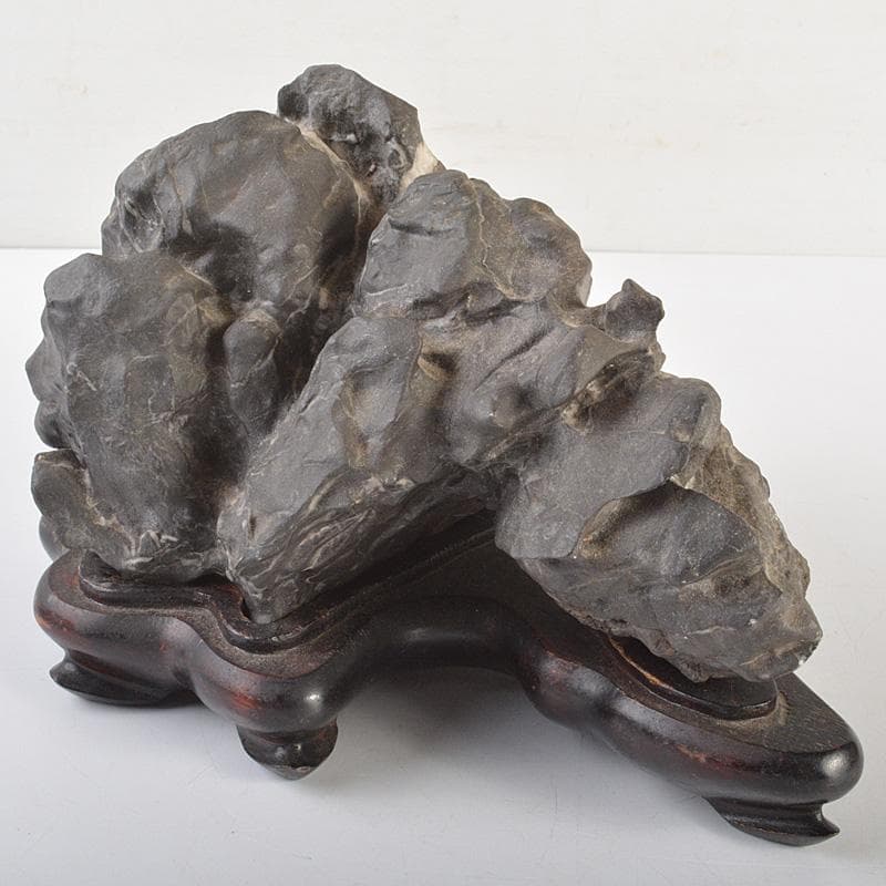 中国　鑑賞石　太湖石　霊壁石　置物　唐木台付　V　R7487