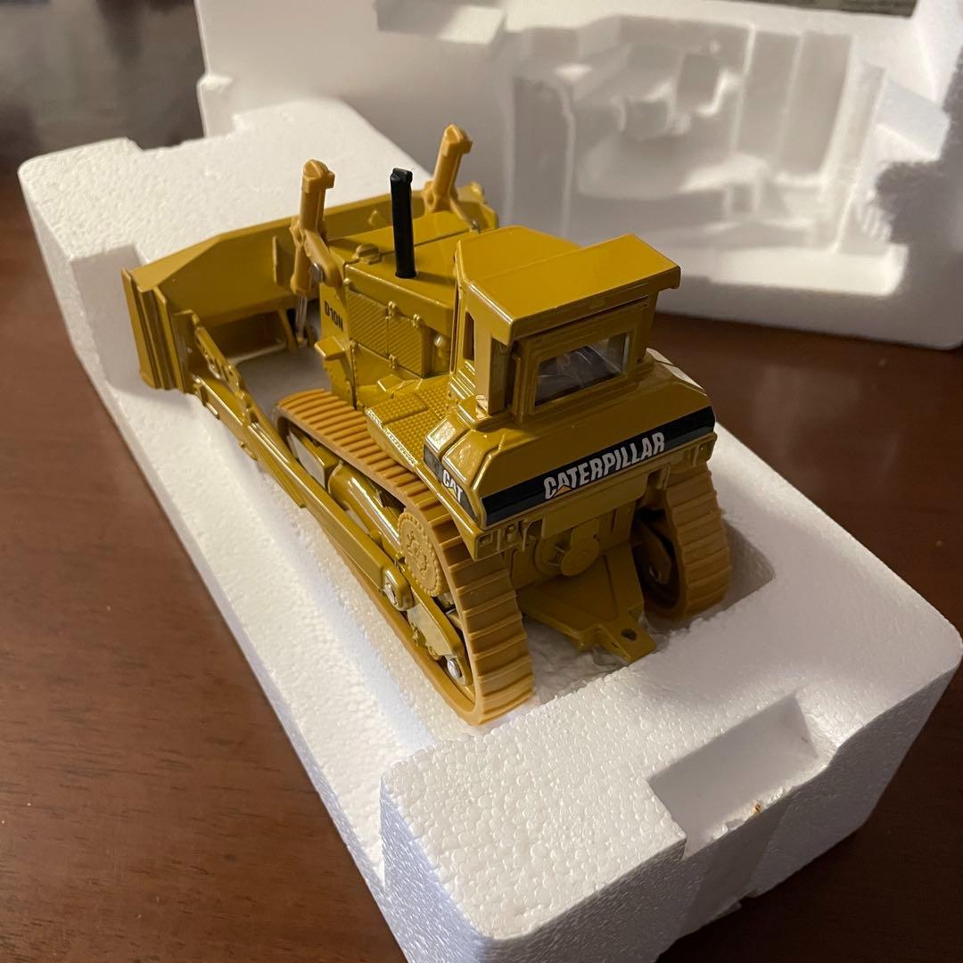 CAT D10N Tractor ノースコット社製 1/50スケール