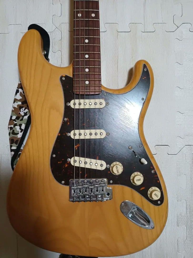 HISTORY ストラトキャスタータイプエレキギター