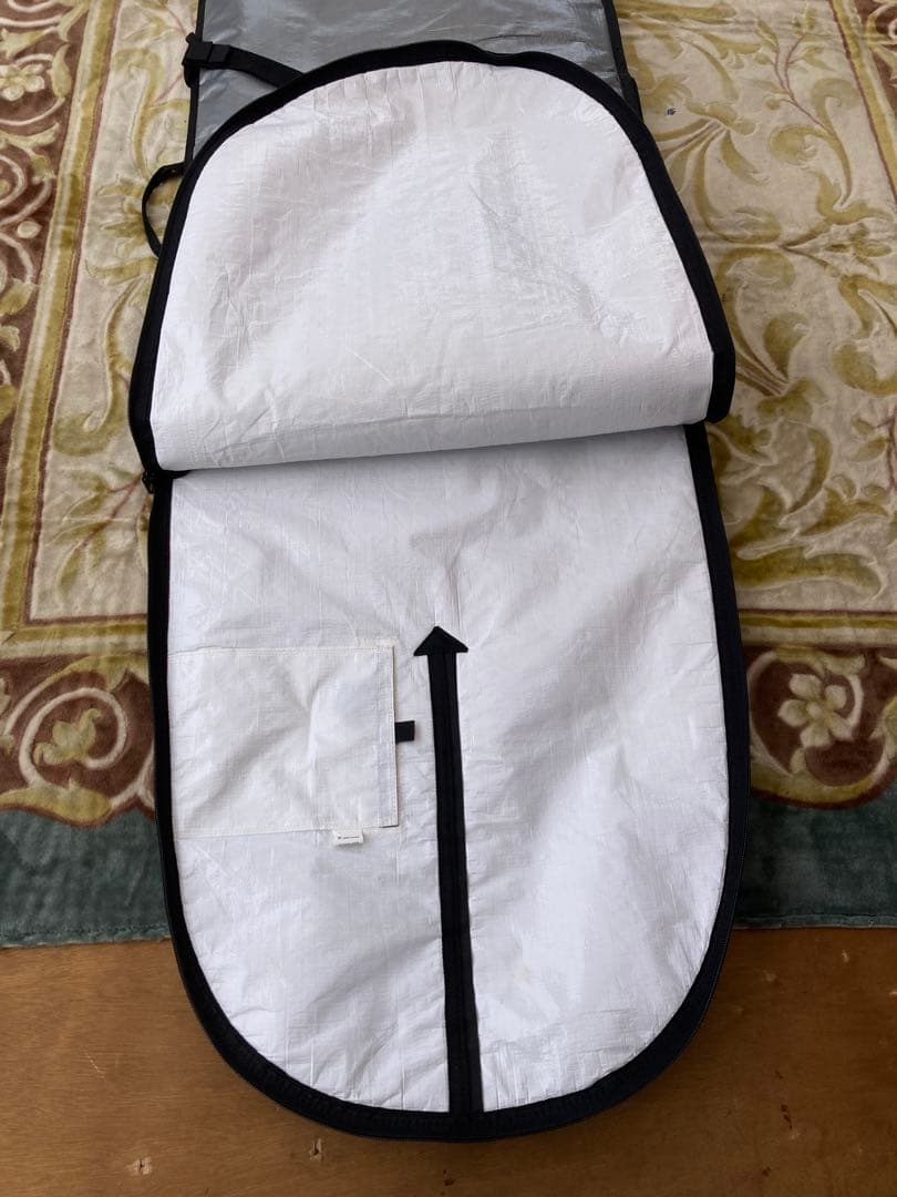 美品リップカール　ミッドレングス　ハードケース　7'6\" サーフボードケース