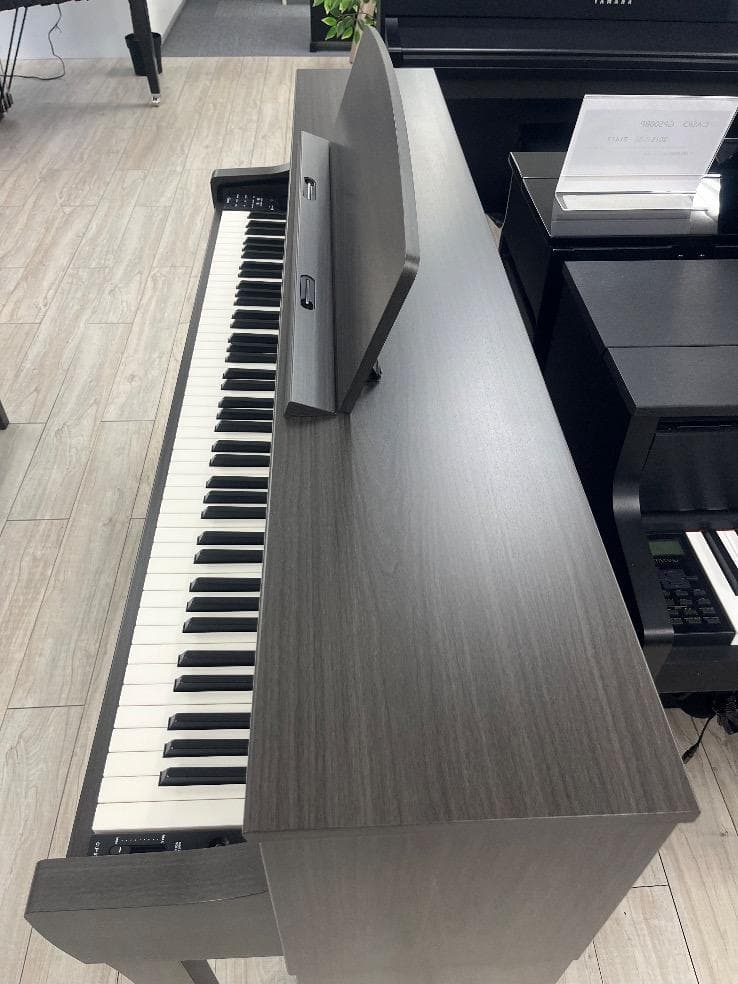 ★76575【電子ピアノ】YAMAHA　CLP675DW　19年製