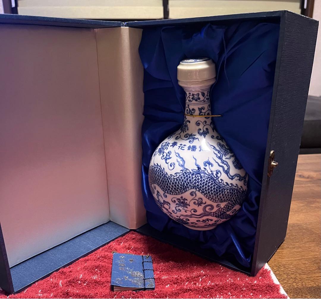 毎日値下げ◆金門高粱酒　「青花蟠龍酒」58度 750m l　未開封　化粧箱