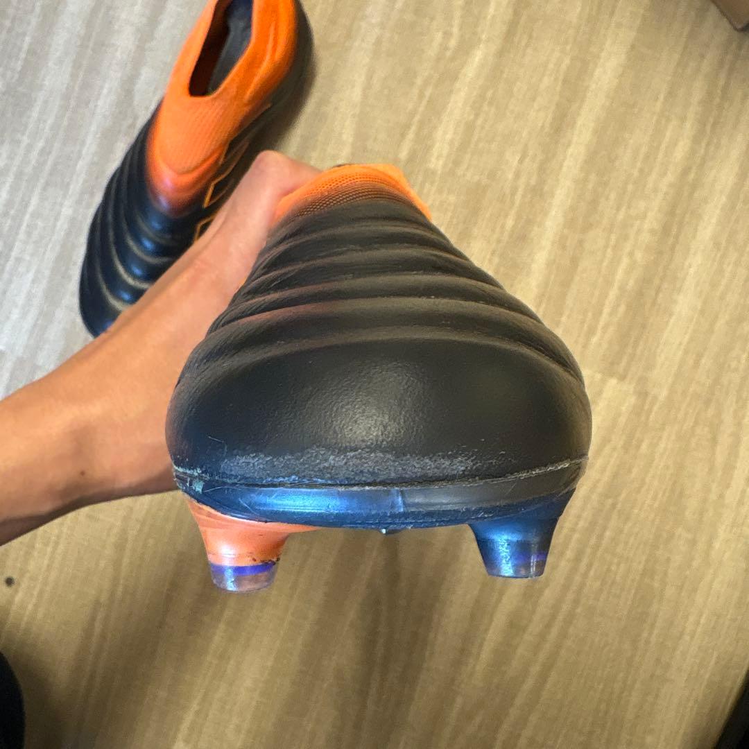 adidas サッカーシューズ スパイク 黒/オレンジ