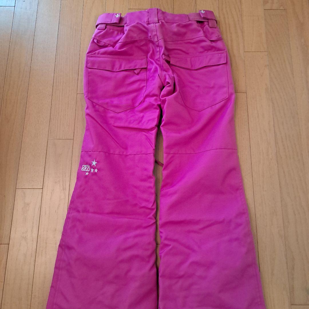 スノボーウェア上下　ゴーグル　手袋　プロテクター付き