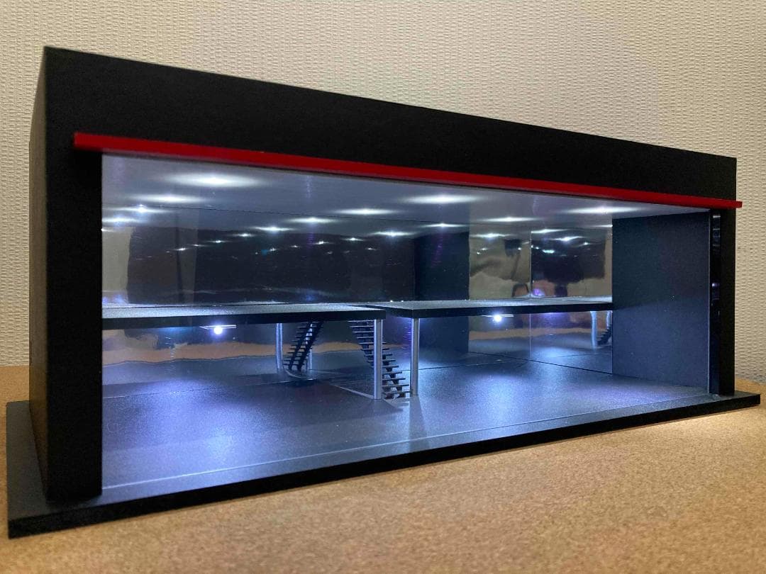 ミニカー用ジオラマ：1/64 ショールームⅣ（ワイドタイプ）最大展示台数24台！