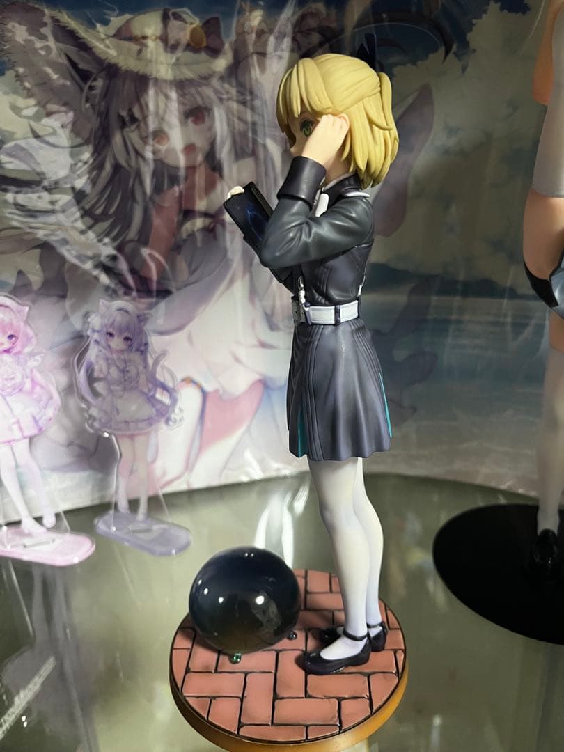 ヘブンバーンズレッド 七瀬七海＆ナービィ 1/7 スケールフィギュア