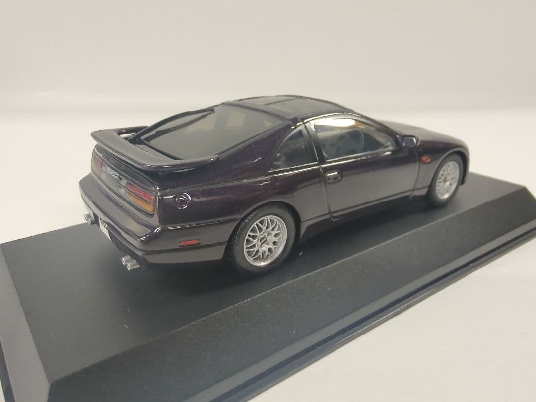 京商 1/43 フェアレディＺ Z32 ミッドナイトパープル ミニカー