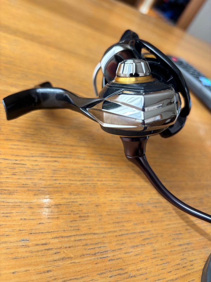 DAIWA CALDIA 3000-CXH スピニングリール　中古