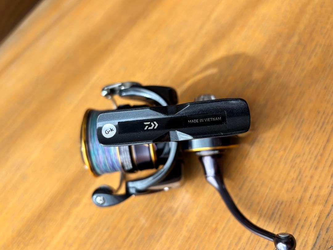 DAIWA CALDIA 3000-CXH スピニングリール　中古