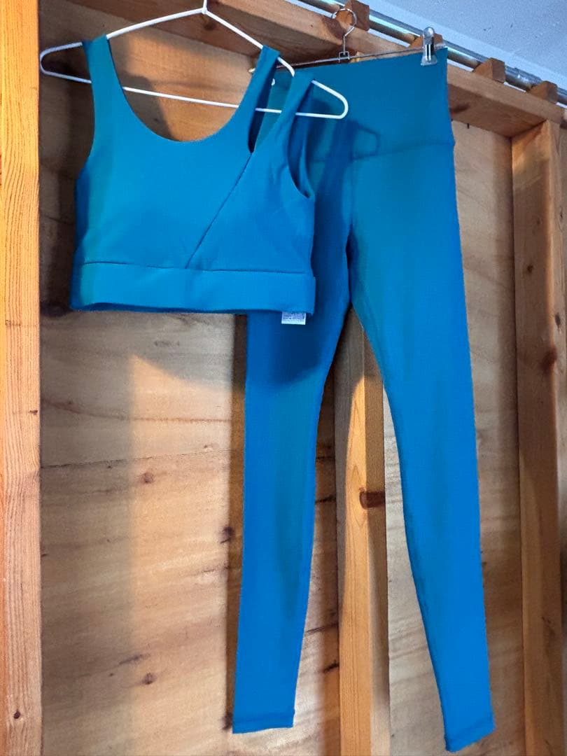 セール【rhythm＆balance】ブラトップとレギンスとTシャツ３点セット