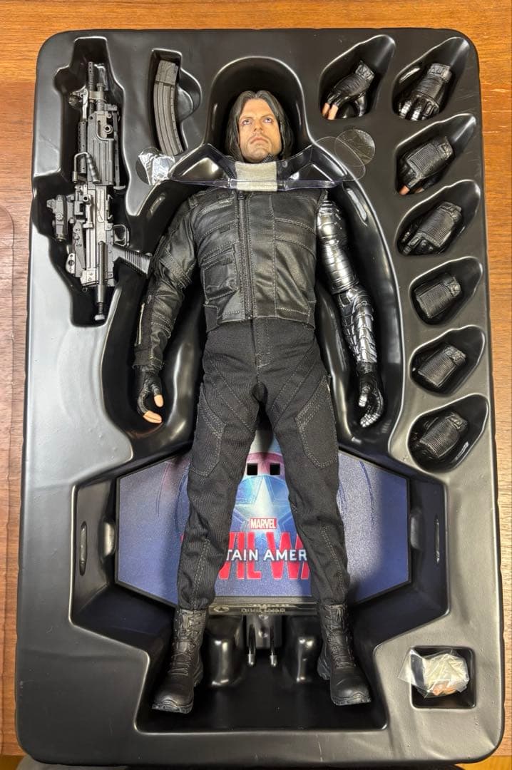 ホットトイズ　シビル・ウォー/キャプテン・アメリカ ウィンター・ソルジャー