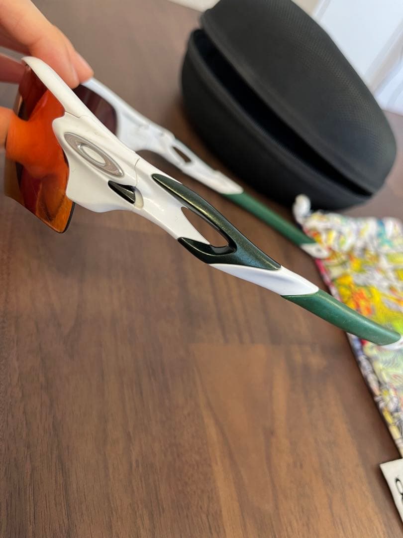 【オークリー】レーダーロックカスタムサングラス