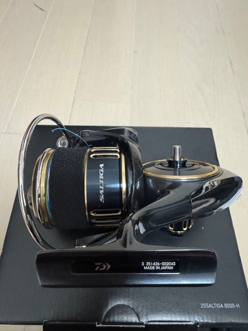 バサー　ダイワ スピニングリール 25ソルティガ 8000-H