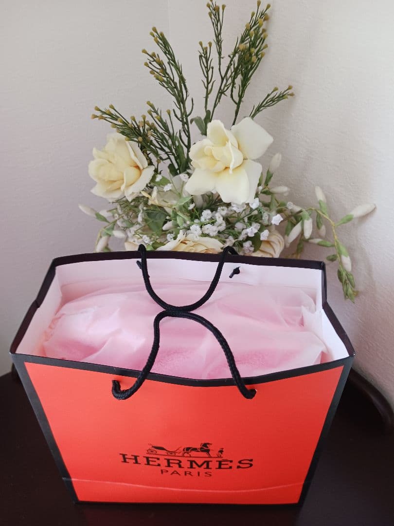 HERMESふわふわ上質素材 ピンクバスタオル（大）美品.