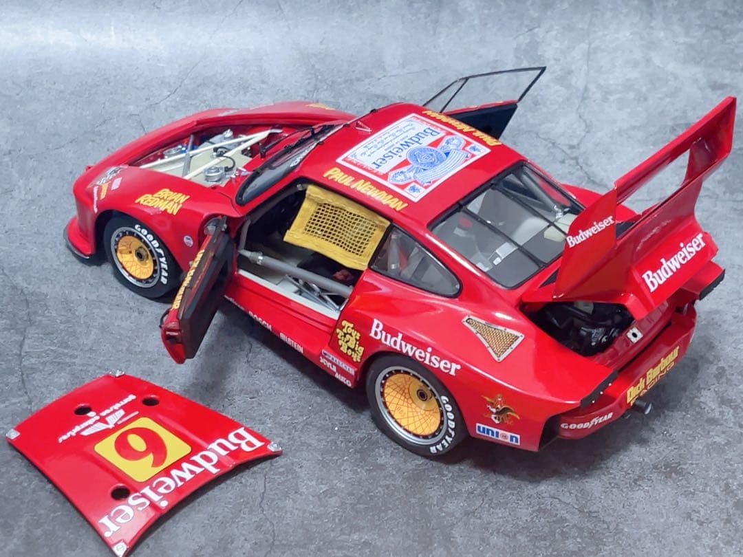 エグゾト 1/18 ポルシェ 935 ターボ Budweiser No.6
