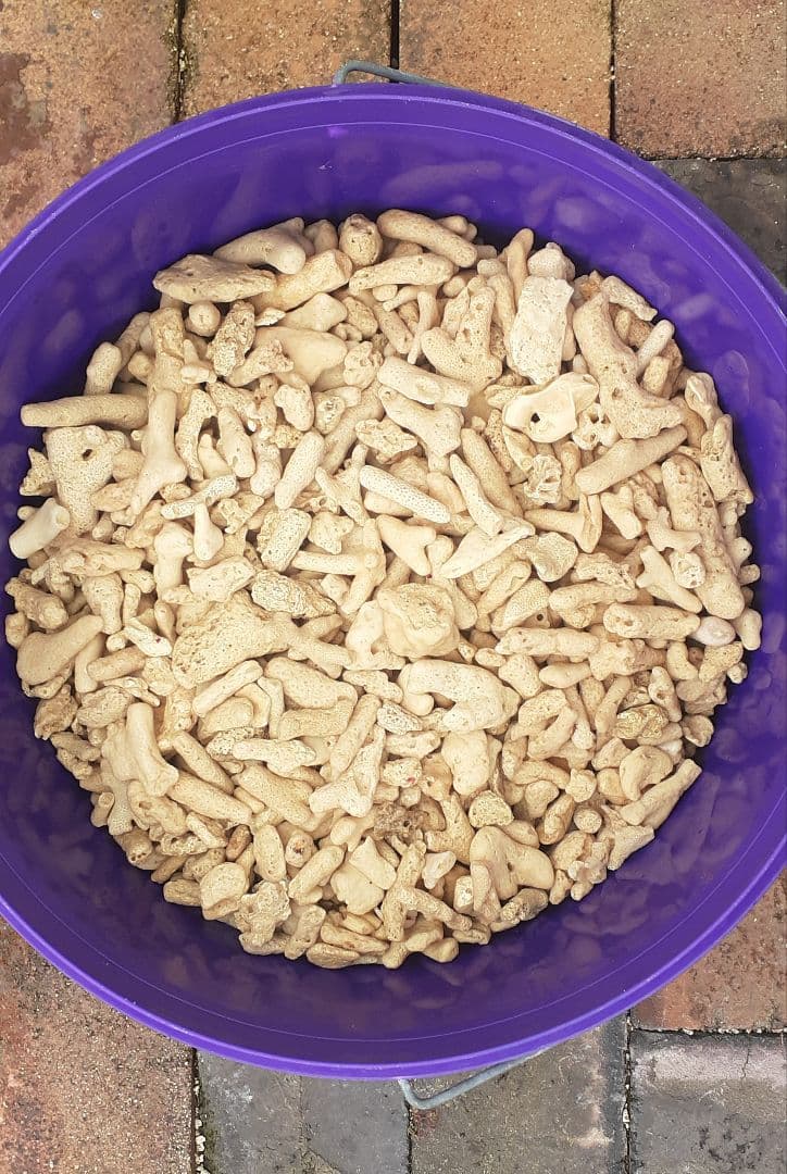 D*4様 ろ過槽 3層　塩ビ ウールボックス付き ろ材付き　中古