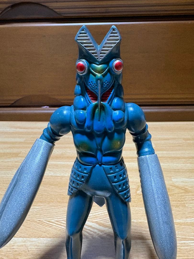 昭和レトロ1983年43年前バンダイ日本製　宇宙忍者バルタン星人ソフビフィギュア