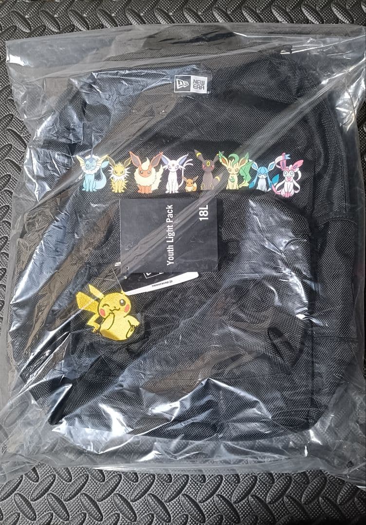 ニューエラ　ピカチュウバッグ