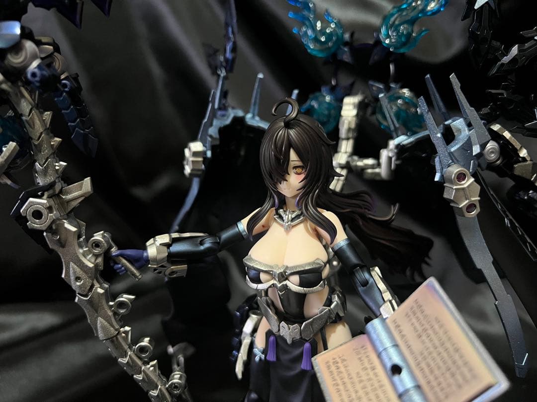 メガミデバイス 【皇巫 ツクヨミ レガリア】 美プラ 塗装品 完成品