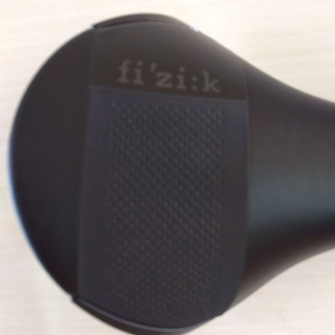 fi'zi:k aliante r1 サドル ラージタイプ 黒