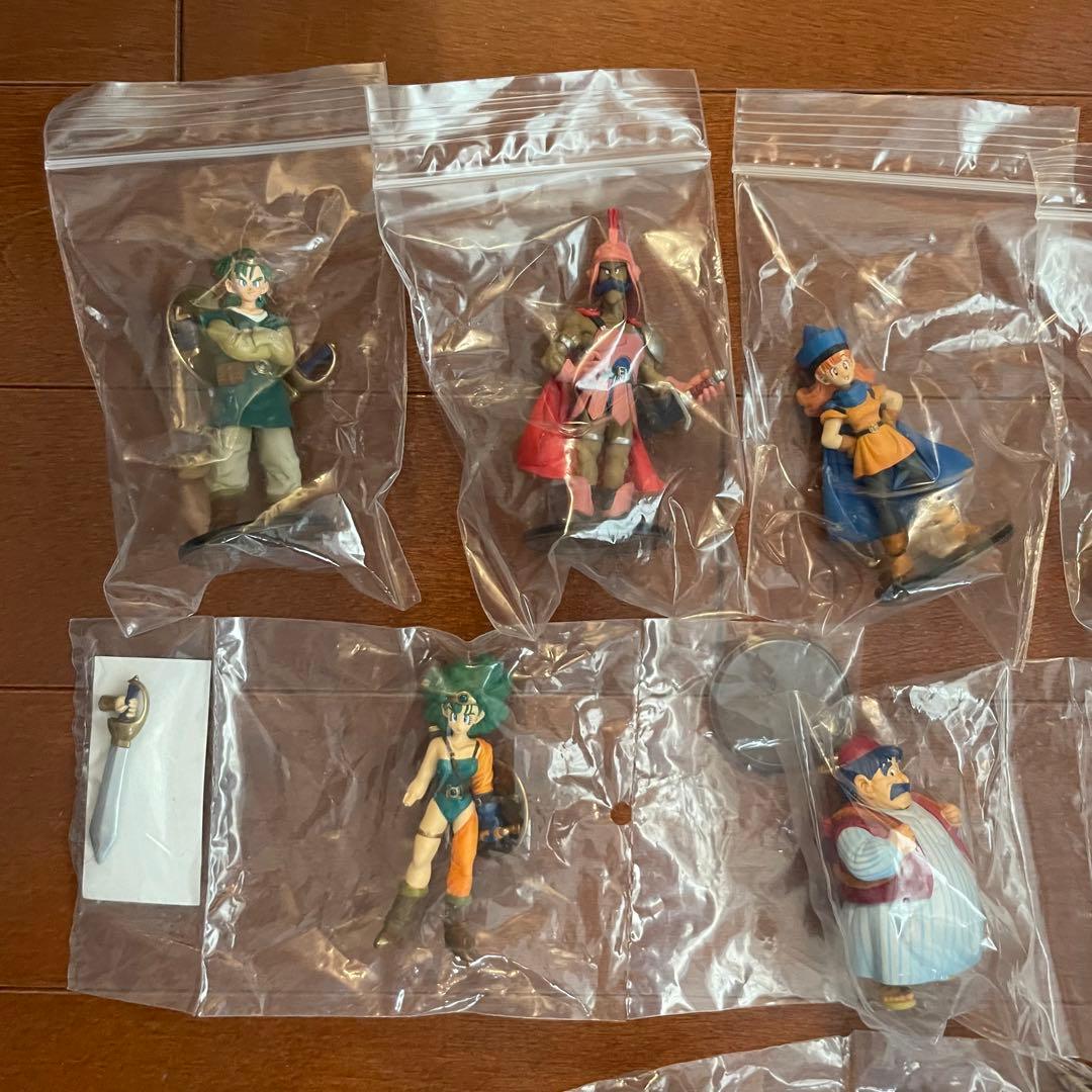 ドラゴンクエスト キャラクターフィギュアコレクション Ⅳ Ⅴ Ⅵ 24種コンプ