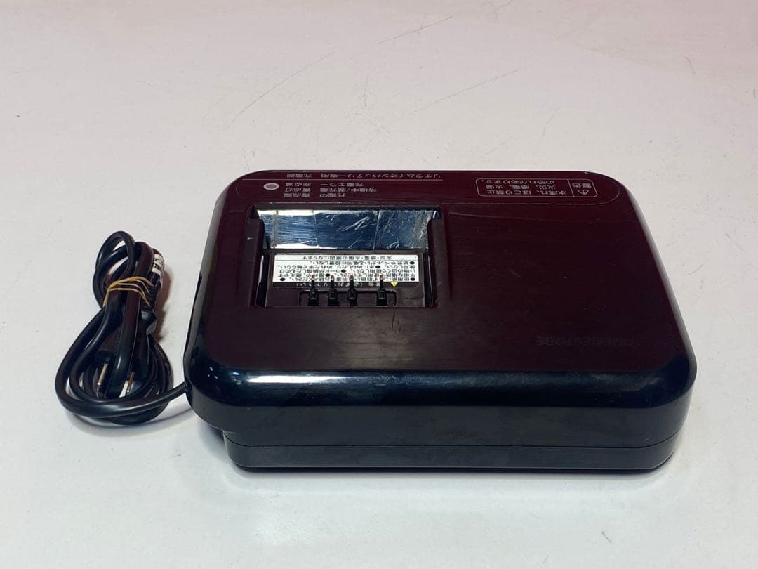 ブリチストン リチウムイオンバッテリー充電器 AC電源 黒 P5568