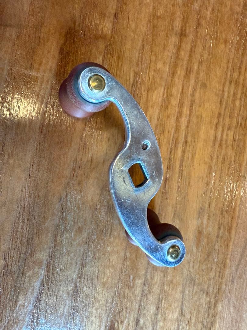 ブライトリバー BLショートハンドル ベイクライトノブ　茶　右巻き