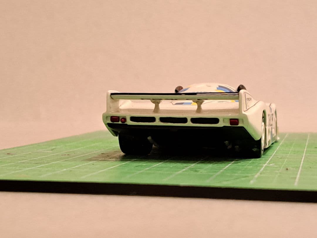 AMR 1/43 TRUST ポルシェ956 完成品