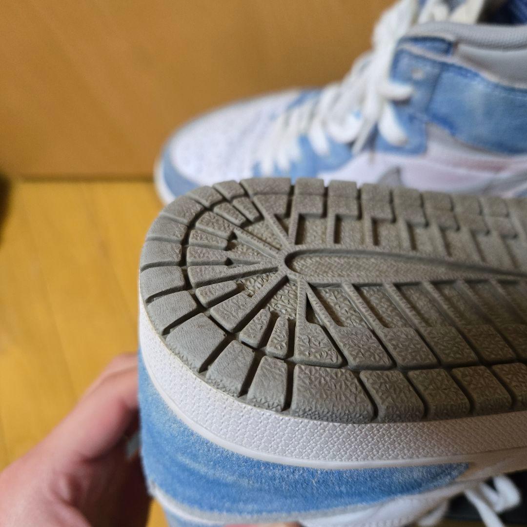 AJ1　ハイパーロイヤル