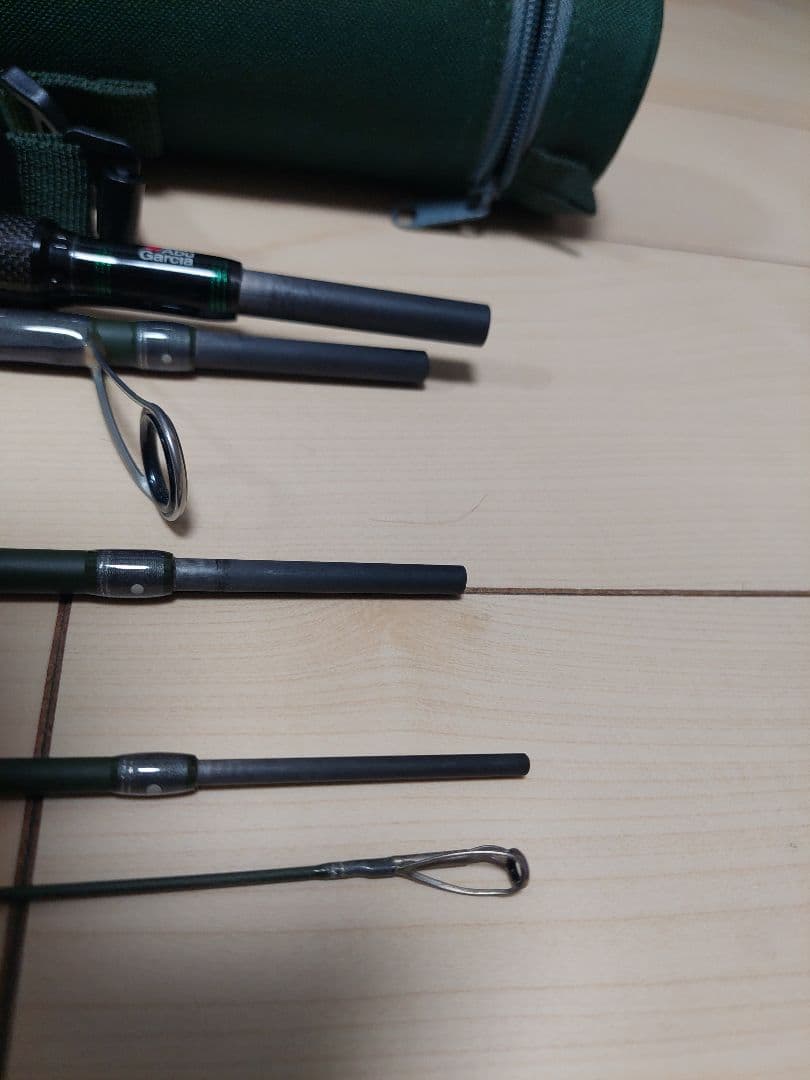 Tomaソルティースタイル カラーズ　905MT パックロッド　シーバス