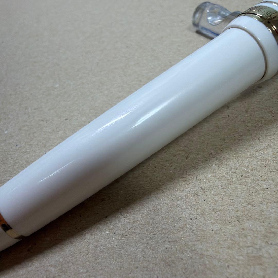 新品 SAILOR セーラー 万年筆 プロフィット 21 F ホワイト 21k