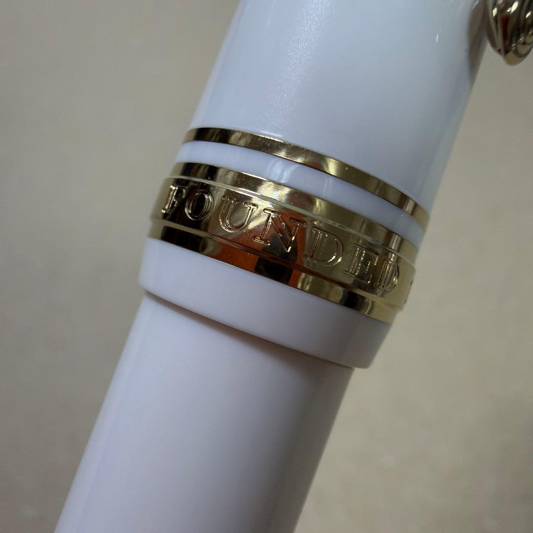 新品 SAILOR セーラー 万年筆 プロフィット 21 F ホワイト 21k