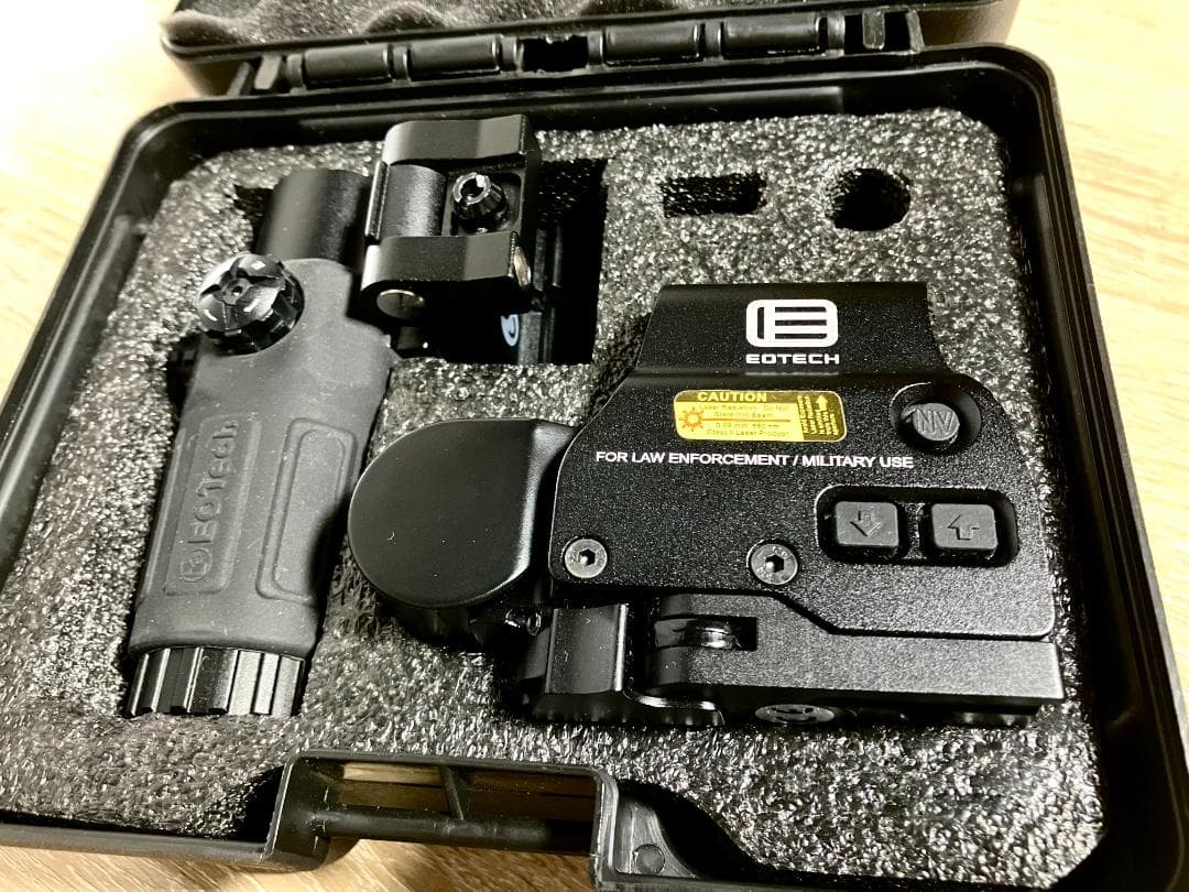 EOTech XP ブラック光学サイト ホロサイトブースターセット ケース付き