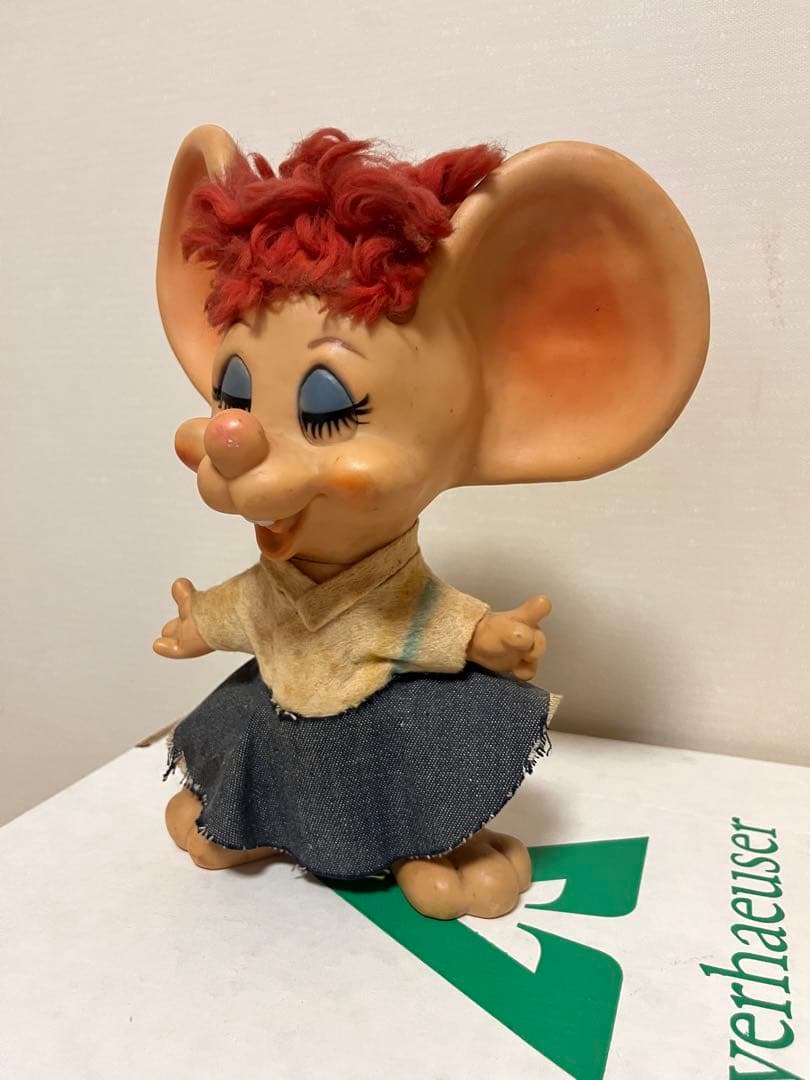 イタリア　トッポジージョのビンテージフィギュア