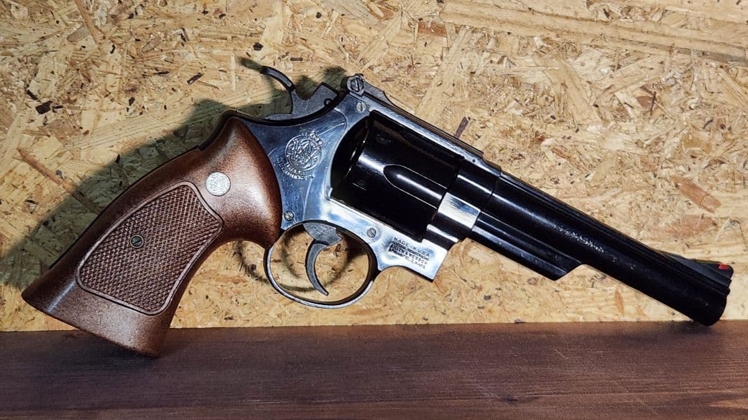 く*じ様 マルシン　ガスガン　旧型　S&W　M29　6インチ　黒銀2挺セット　金