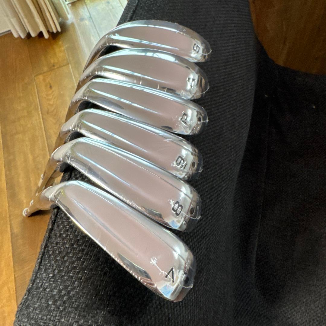 未使用品　マジェスティ　シャトル　アイアン　6本セット