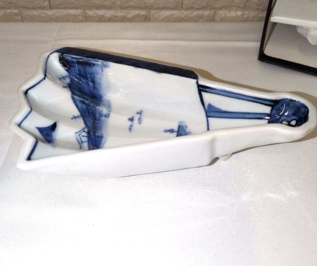 染付山水　半開扇　向付　青白磁　扇形皿　特選陶器５枚セット　箱入り