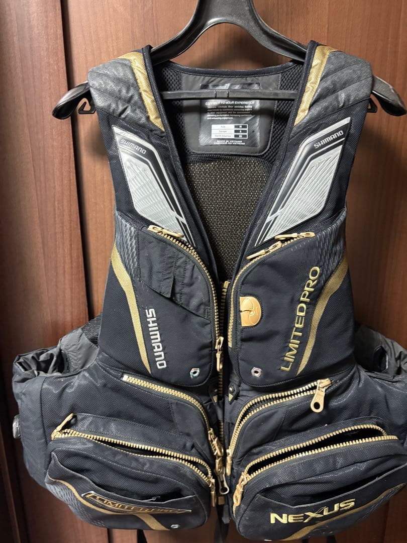 SHIMANO LIMITED PRO ライフジャケット Mサイズ