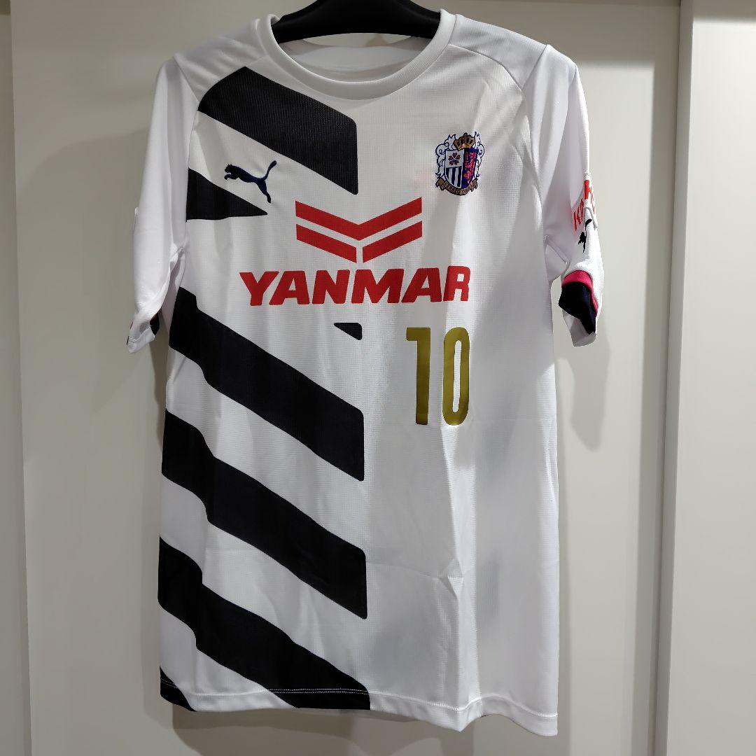 最終値下げ セレッソ大阪 フォルラン ゴールドフォント ユニフォーム Lサイズ