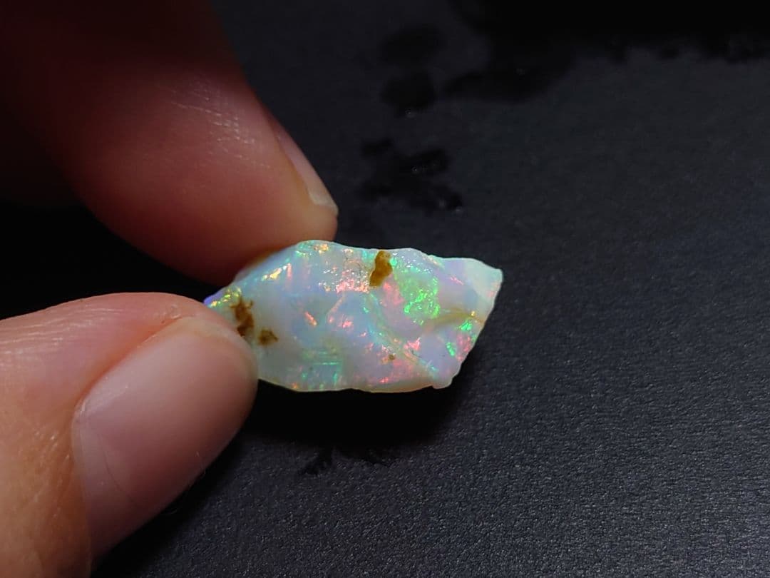 エチオピア　オパール　鉱物　原石　プレシャス　標本　チョーク