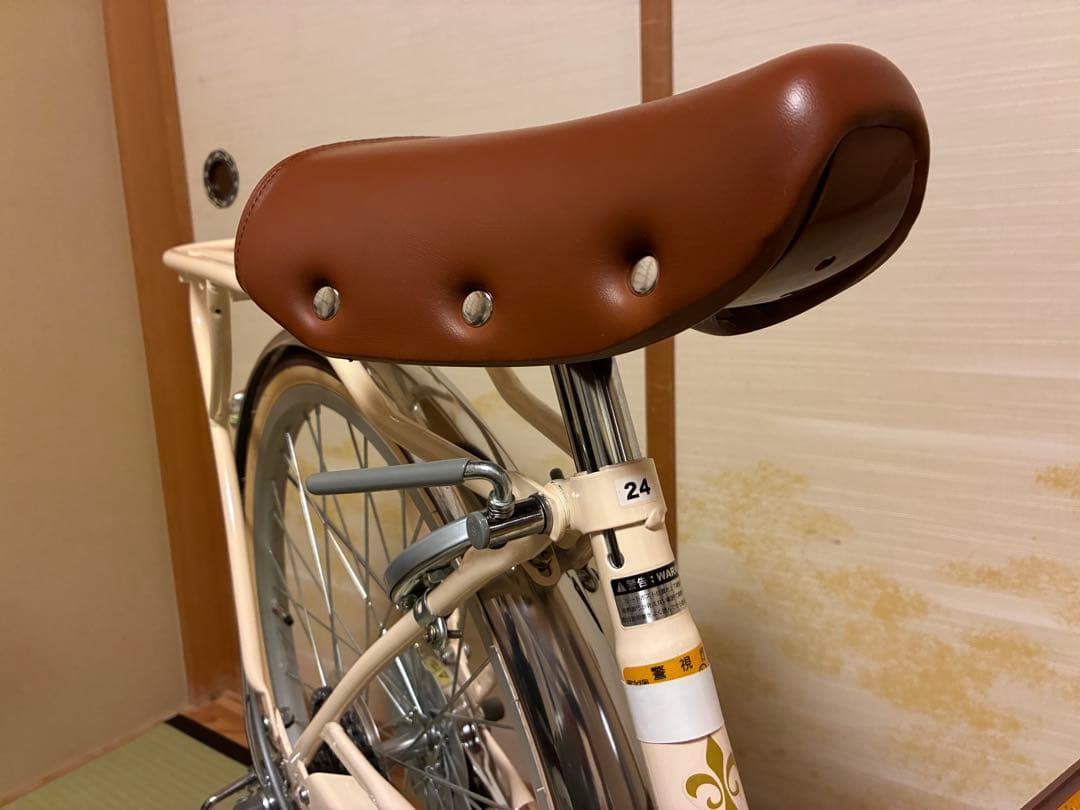 【引取限定】ガールズ自転車 24インチ 6段変速