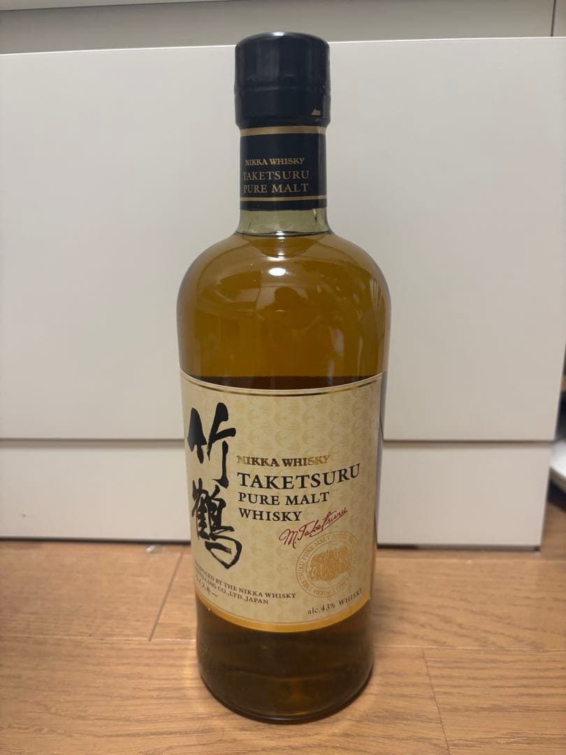 竹鶴　NIKKA TAKETSURU ピュアモルト　700ml