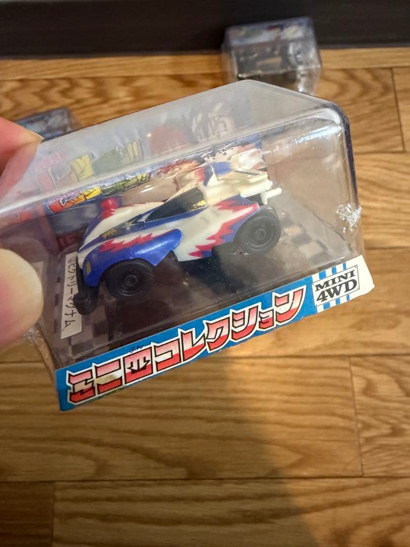 爆走兄弟レッツ&ゴー！ミニ四駆コレクション　レイスティンガー　当時物　７個セット