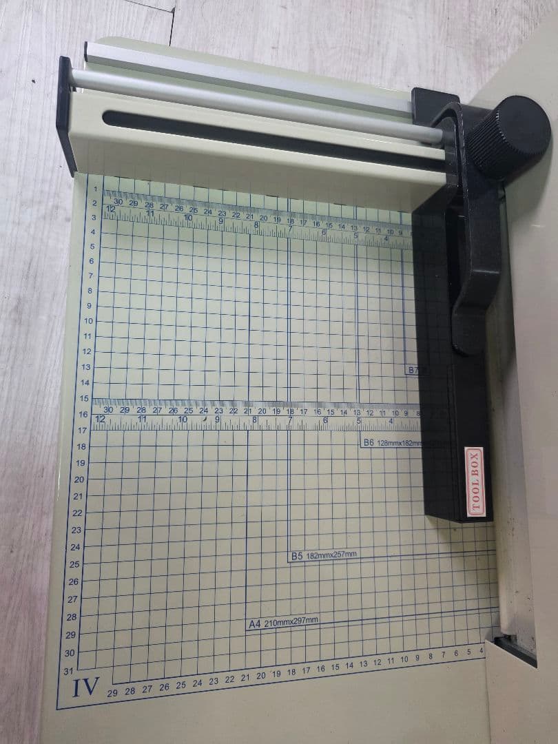 手動裁断機 大型裁断機　ペーパーカッター　レバー欠品