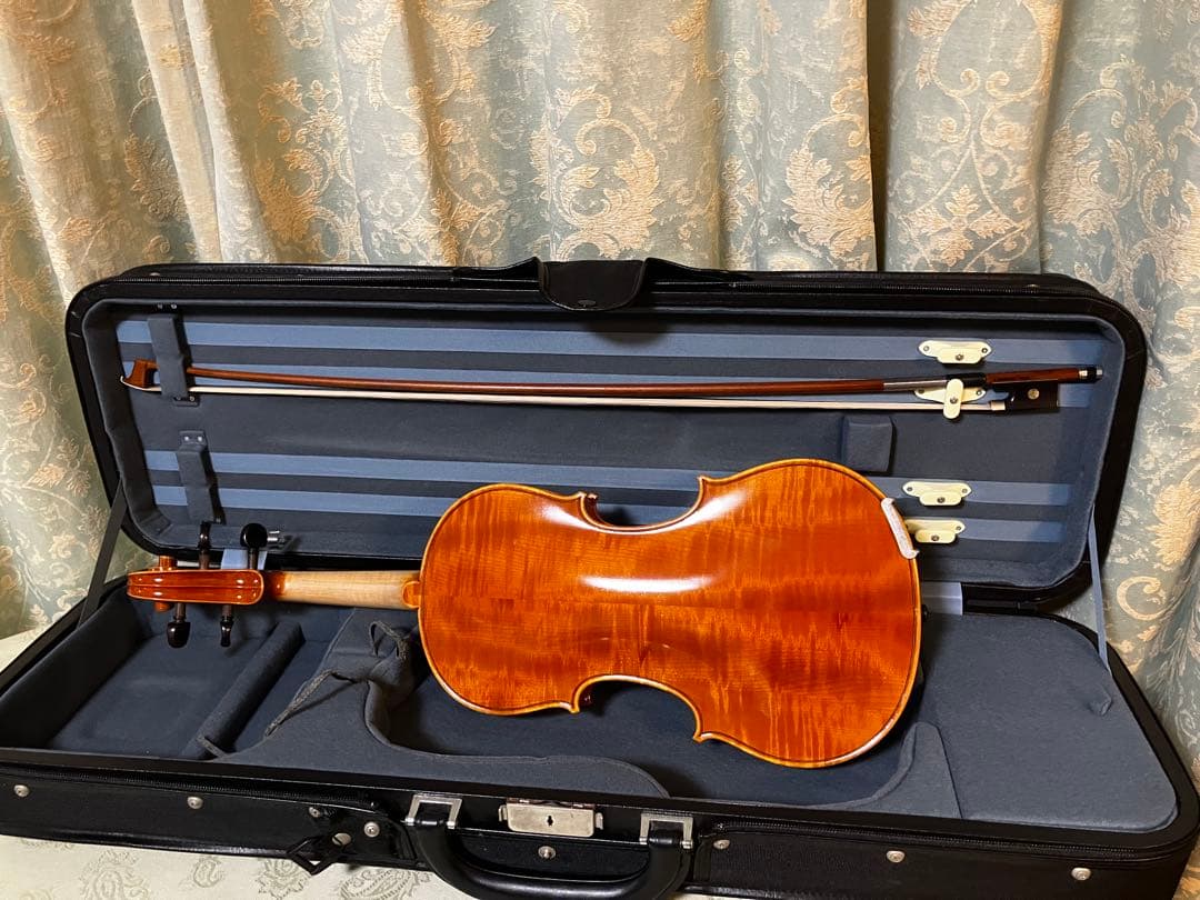 20年以上前　ピグマリウス　4/4 バイオリン　本体とケース