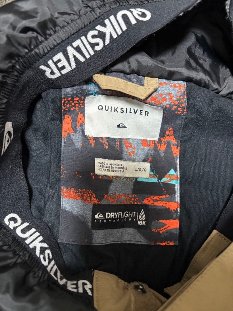Quicksilver スノボーウェア上下セット