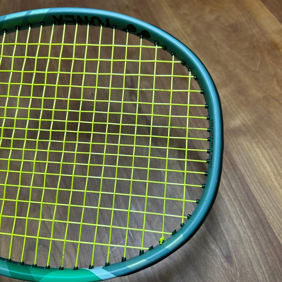 ヨネックス テニスラケット　パーセプト100L グリップ1