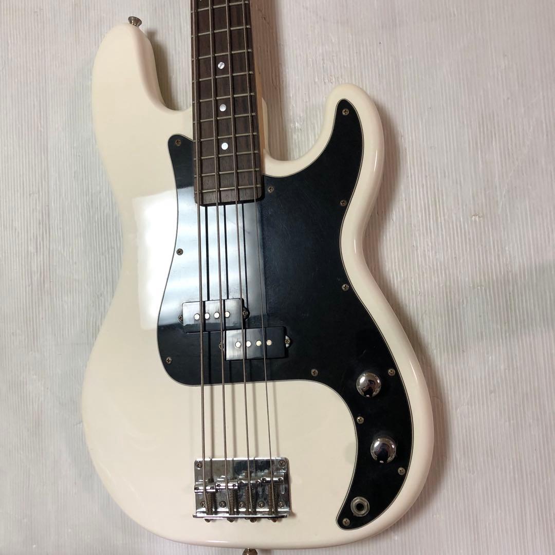 パ*ー様 legend エレキベース